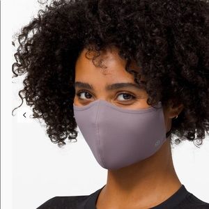 Lululemon face mask